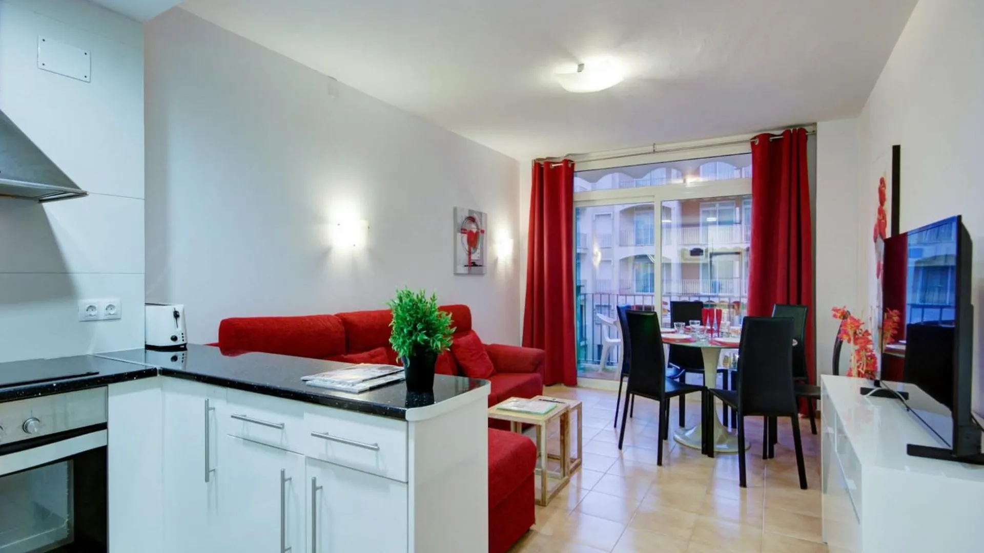 Cosy Apartment Near Beach Empuriabrava 0*,